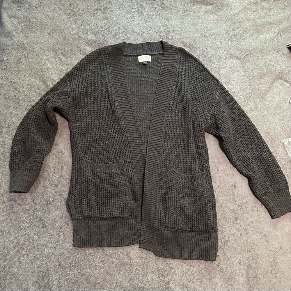 Grey cardigan